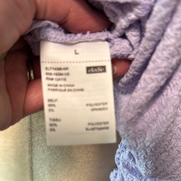 Elodi Lavender Ruched Long Sleeve Top L. 2 for $20 - Picture 4 of 4
